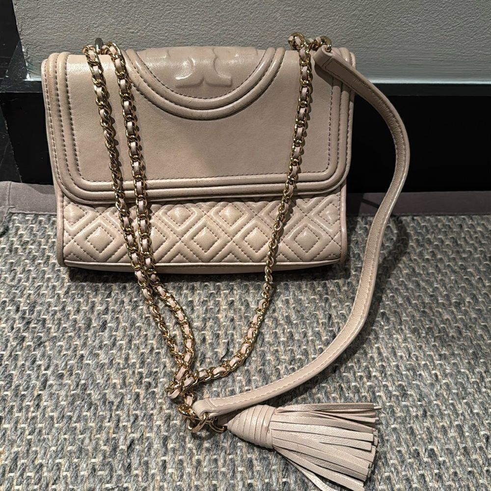 Tory Burch -Authentic Fleming Small Convertible Shoulder Bag Light Taupe